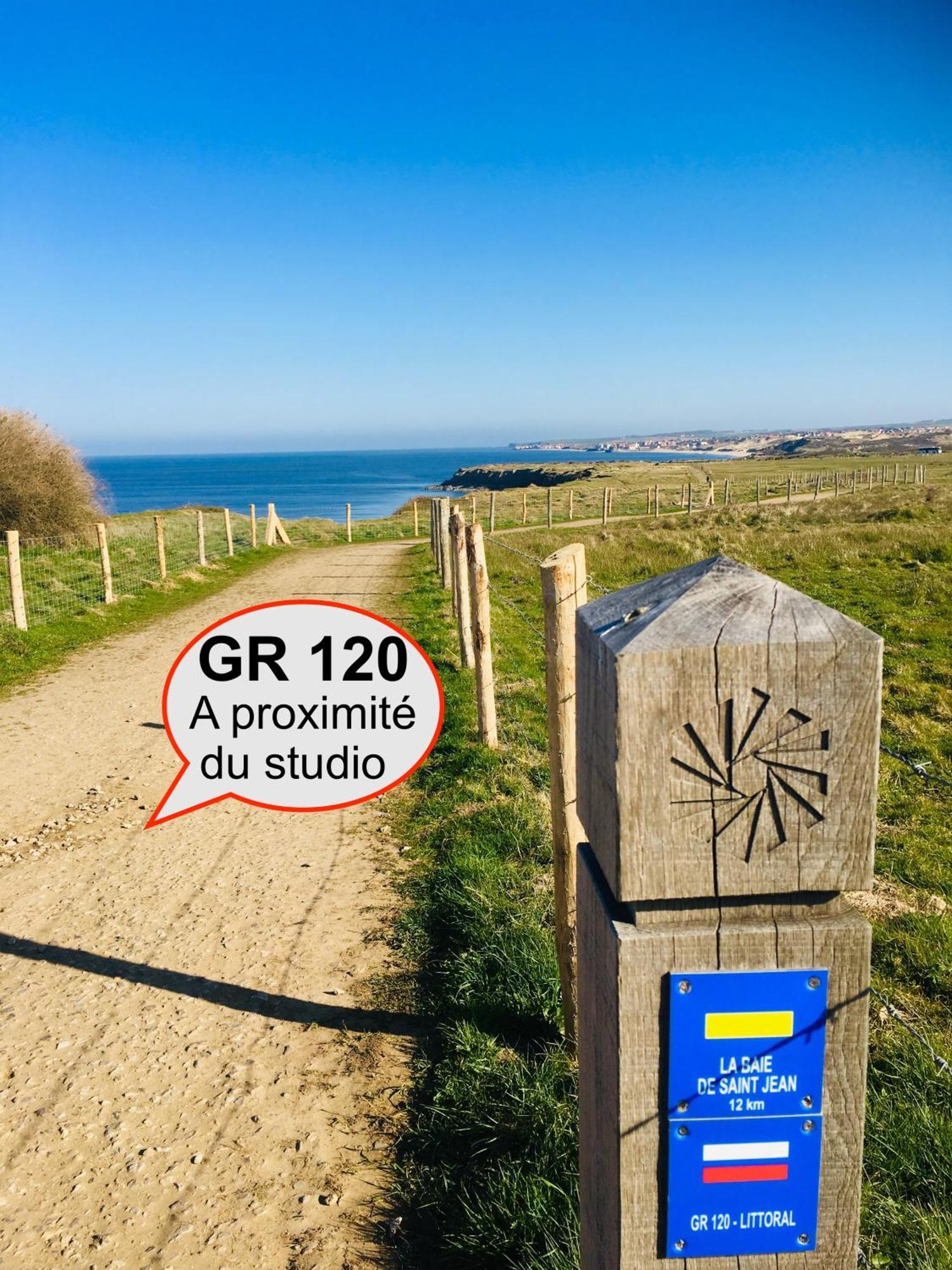 Brise De Mer Sur La Naturelle, Studio A Wimereux , Parking Esterno foto